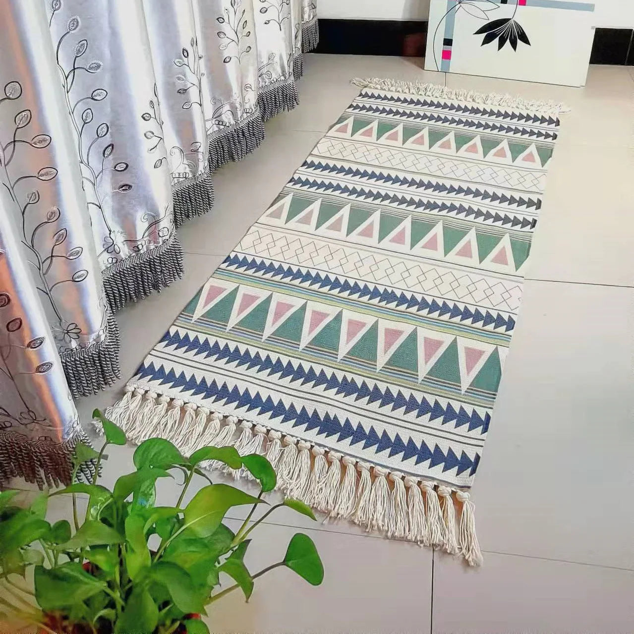 Bohemian Cotton-Linen Rug – Mandala Print, Fade-Resistant Versatile