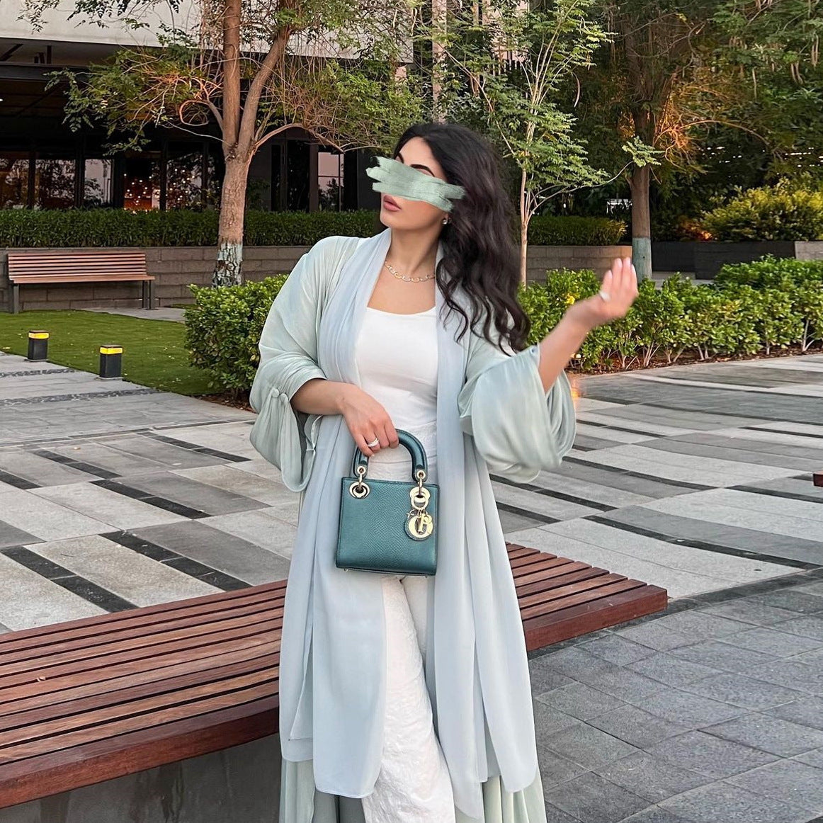 Women’s Long Sleeve Silky Abaya – Elegant Maxi Kaftan