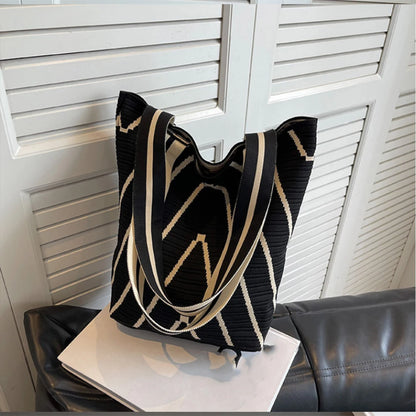 Women’s Striped Canvas Hobo Shoulder Bag – Zipper Bucket Tote for Daily & Travel Use