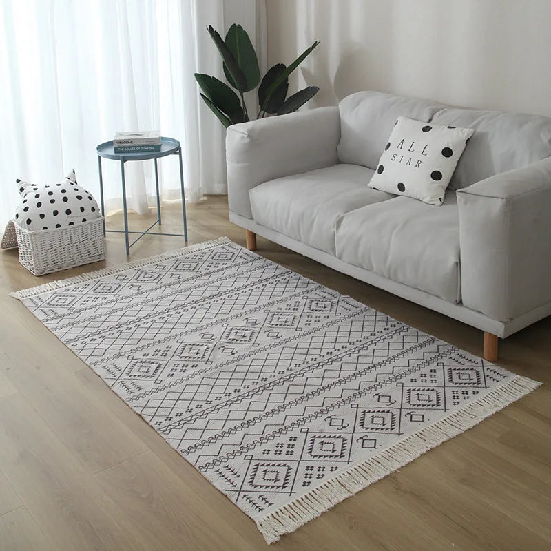 Modern Nordic Kilim Rug – Geometric, Versatile Washable