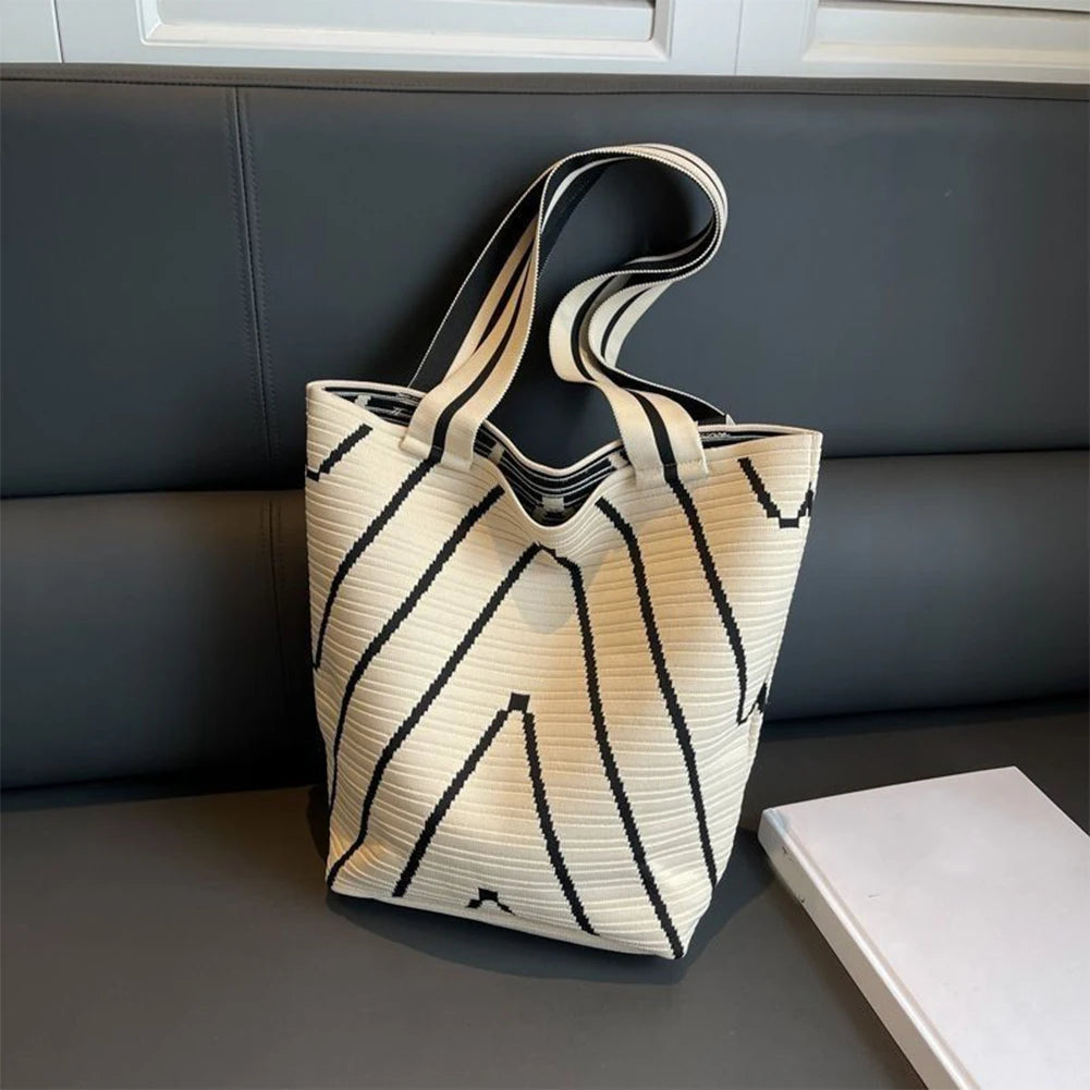 Women’s Striped Canvas Hobo Shoulder Bag – Zipper Bucket Tote for Daily & Travel Use