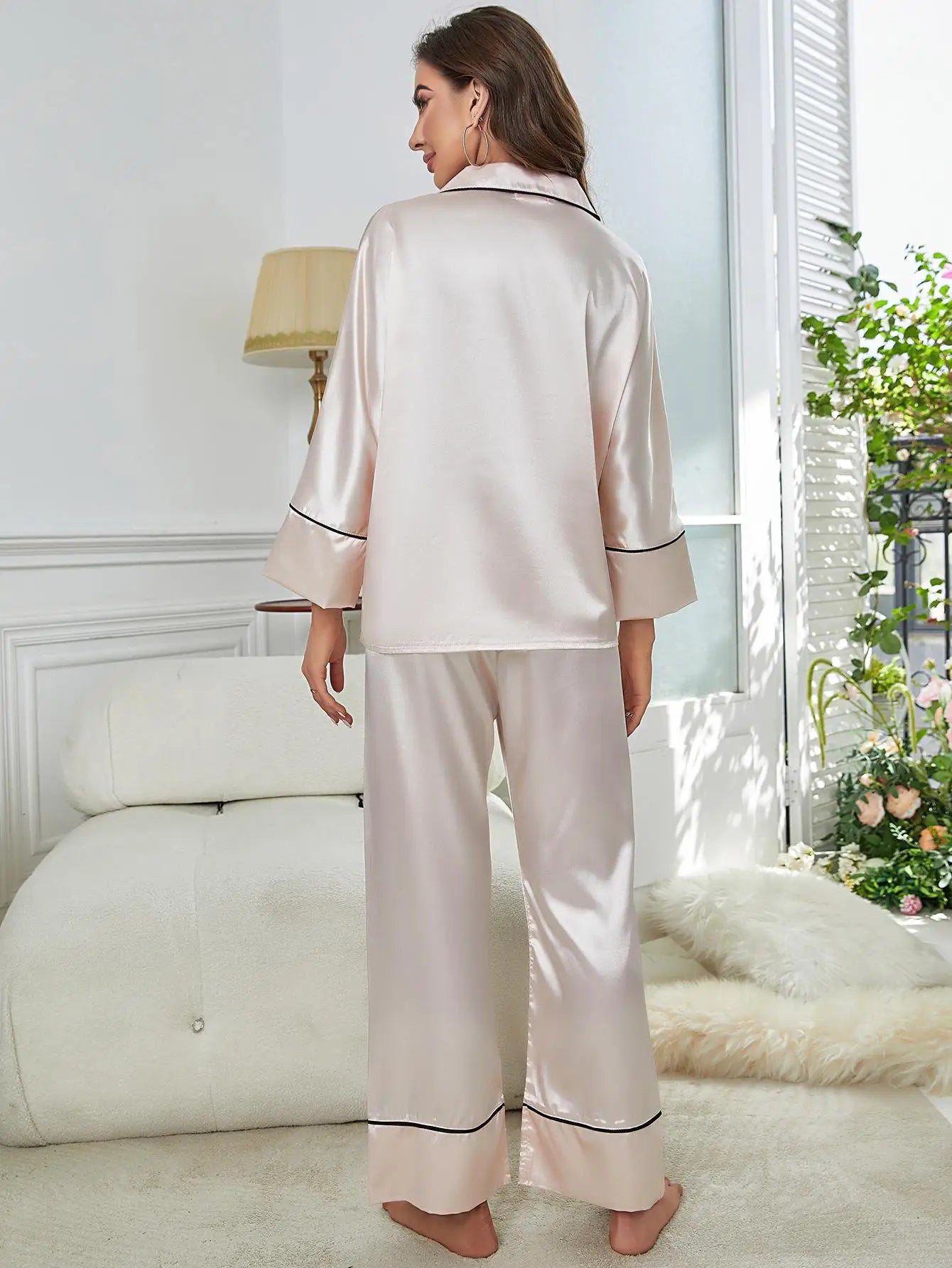 Women’s Silk Satin Pajama Set – Notched Collar Top & Wide-Leg Sleepwear