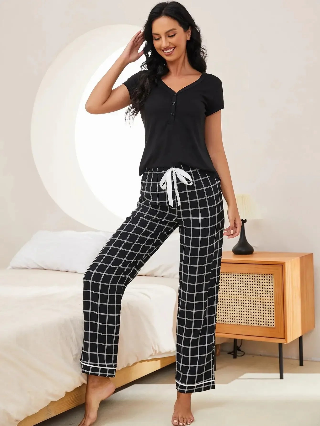 Women’s Short Sleeve Pajama Set – Soft Floral Print Loungewear with Button-Down Top & Pants