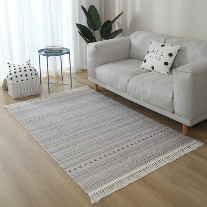 Modern Nordic Kilim Rug – Geometric, Versatile Washable